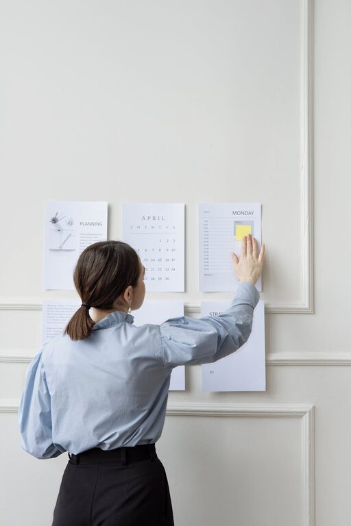 How to Set Realistic Weekly Goals for Better Productivity